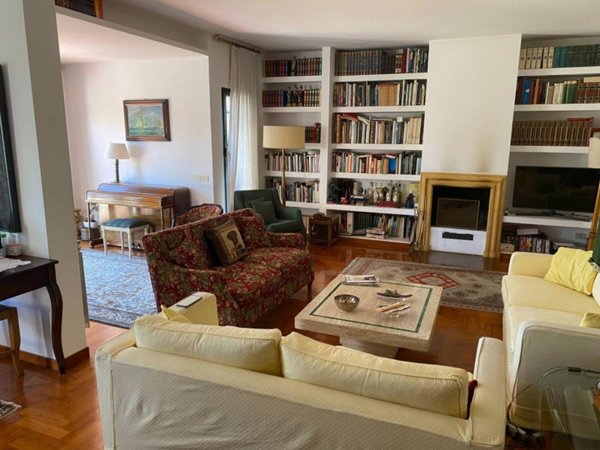 casa indipendente in vendita a Roma