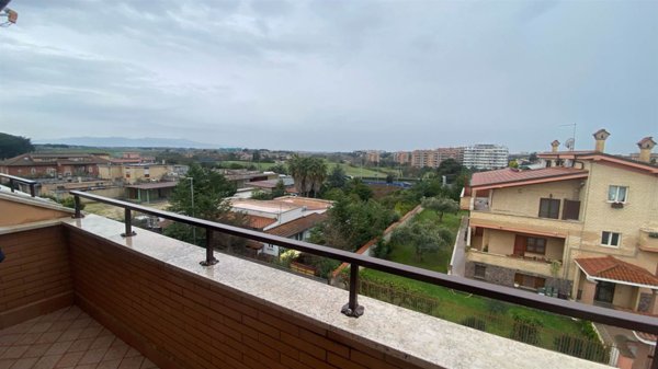 appartamento in vendita a Roma in zona Cinquina