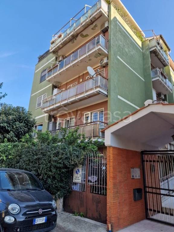 appartamento in vendita a Roma in zona Aurelio