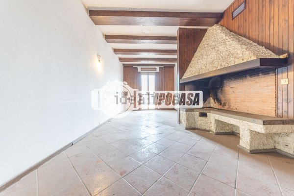 appartamento in vendita a Roma in zona Casal Morena