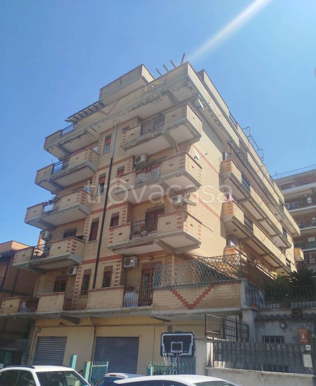 appartamento in vendita a Roma in zona Fidene
