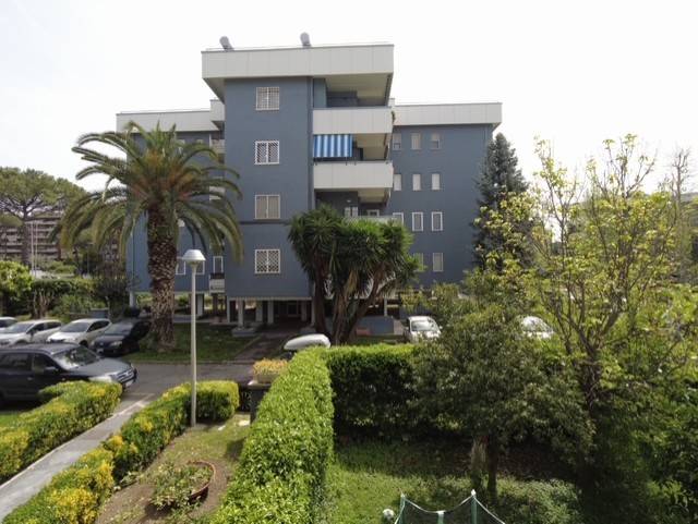 appartamento in vendita a Roma in zona Torrino