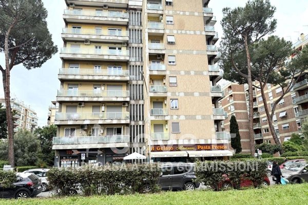 appartamento in vendita a Roma in zona Monte Sacro/Talenti