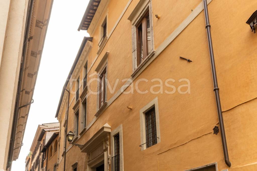 appartamento in vendita a Roma in zona Rione di Ponte