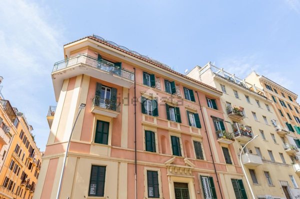 appartamento in vendita a Roma in zona Appio Latino