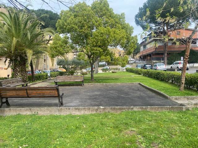 appartamento in vendita a Roma in zona Sette Bagni