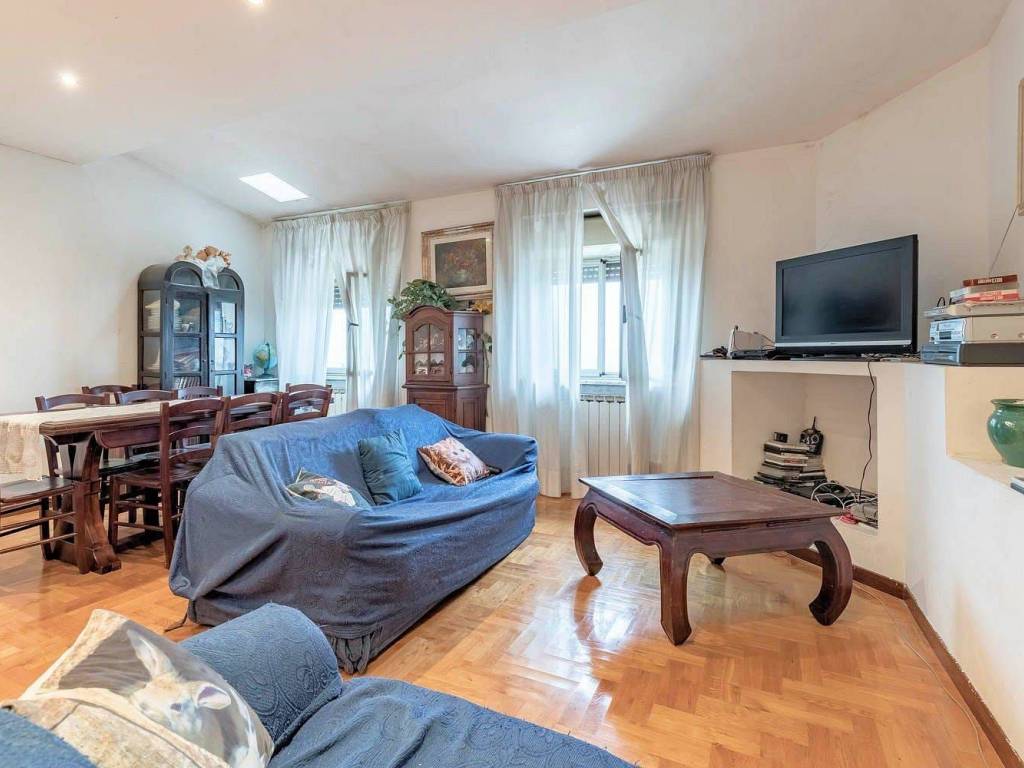 appartamento in vendita a Roma in zona Prima Porta