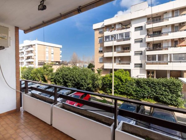 appartamento in vendita a Roma in zona Acilia
