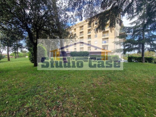 appartamento in vendita a Roma in zona Casalotti