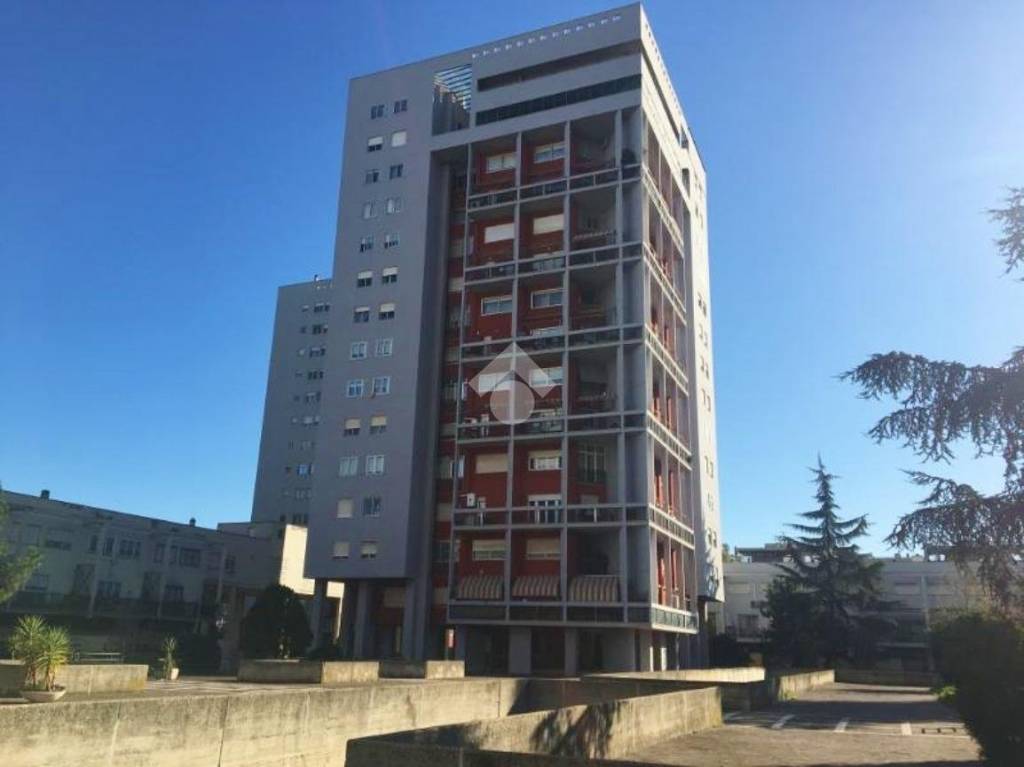 appartamento in vendita a Roma in zona Ostiense