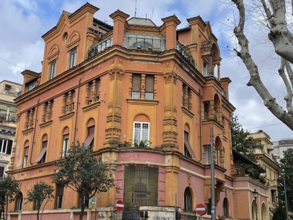 appartamento in vendita a Roma in zona Della Vittoria