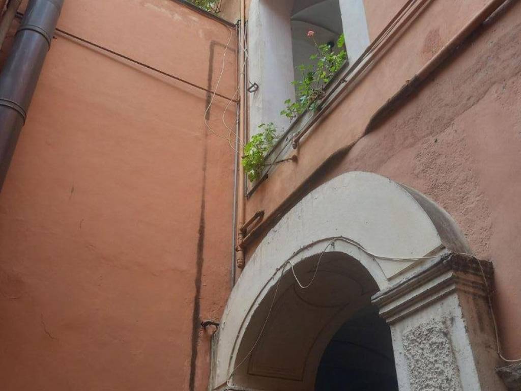 appartamento in vendita a Roma in zona Trastevere
