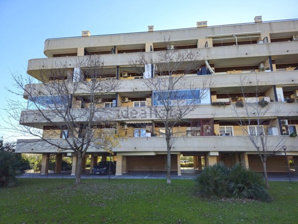 appartamento in vendita a Roma in zona Ponte di Nona