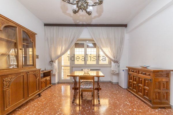 appartamento in vendita a Roma in zona Ostia