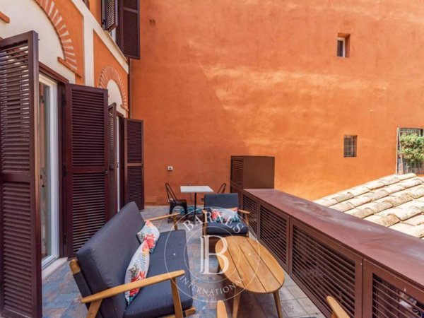 intera palazzina in vendita a Roma in zona Campo Marzio