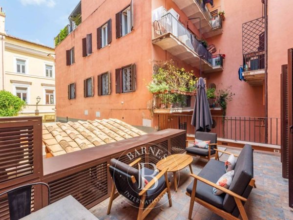 intera palazzina in vendita a Roma in zona Campo Marzio