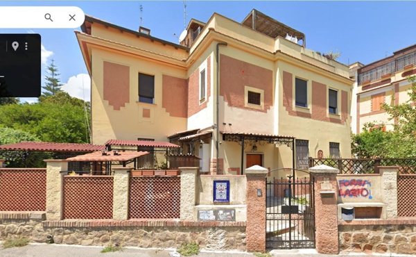 casa indipendente in vendita a Roma in zona Prenestino-Labicano