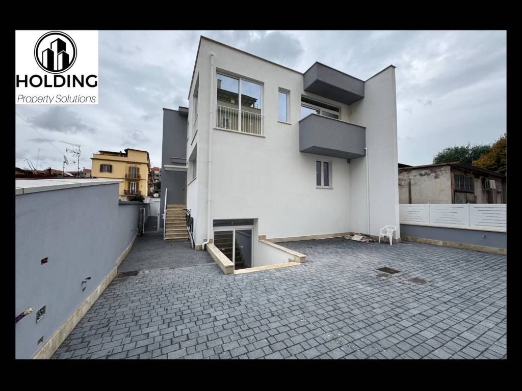 appartamento in vendita a Roma in zona Torre Maura