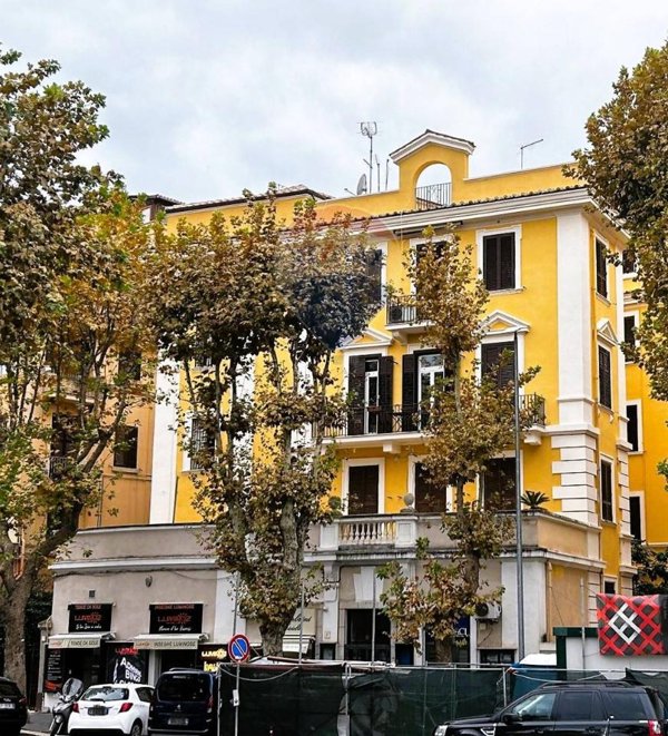 appartamento in vendita a Roma in zona Ostia