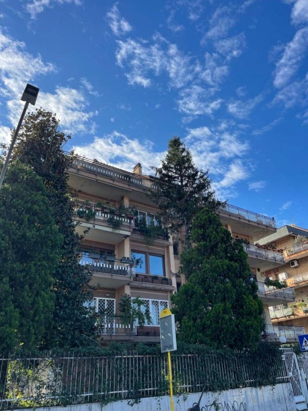 appartamento in vendita a Roma in zona Portuense