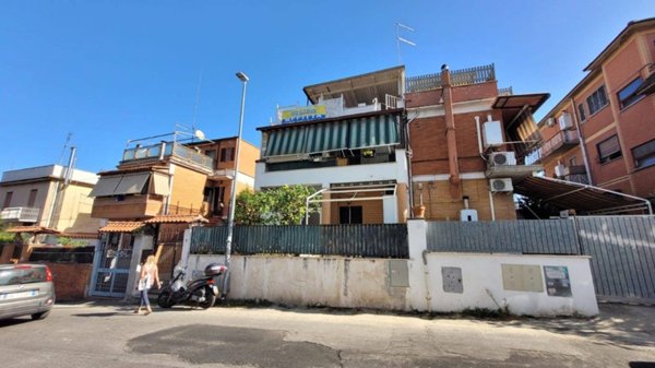appartamento in vendita a Roma in zona Montespaccato