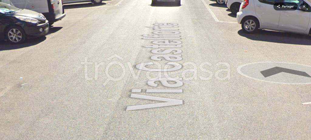 negozio in vendita a Roma in zona Prenestino-Labicano