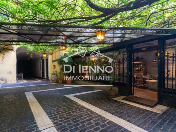 appartamento in vendita a Roma in zona Campo Marzio