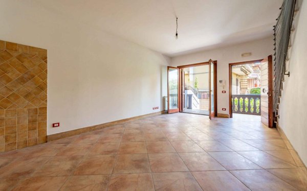 casa indipendente in vendita a Roma in zona Giardini di Corcolle
