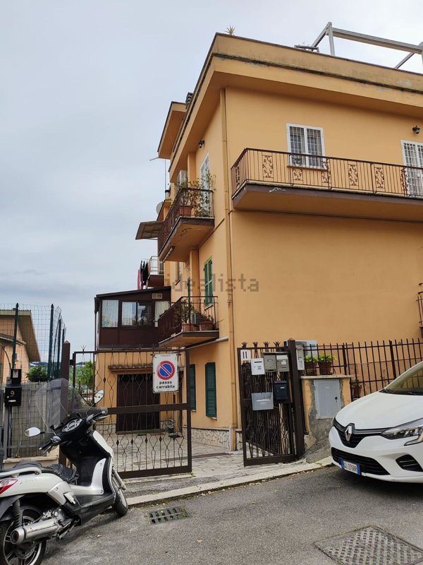 appartamento in vendita a Roma in zona Labaro