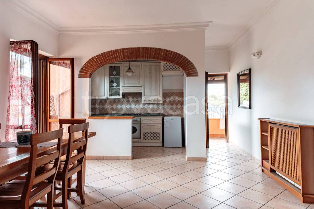 appartamento in vendita a Roma in zona Castel di Leva