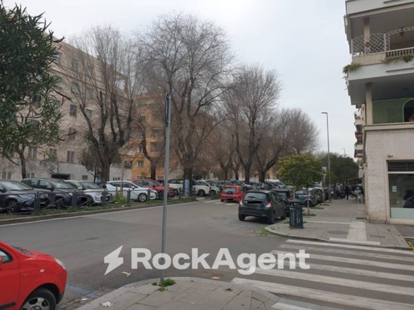 negozio in vendita a Roma