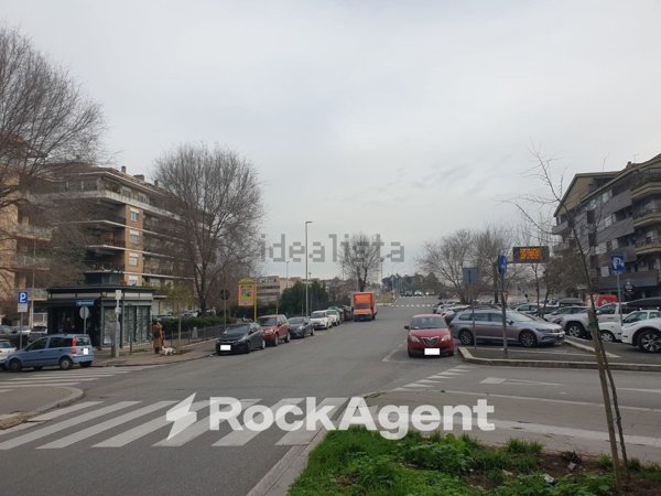 negozio in vendita a Roma