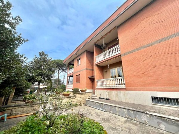 appartamento in vendita a Roma in zona Torrevecchia