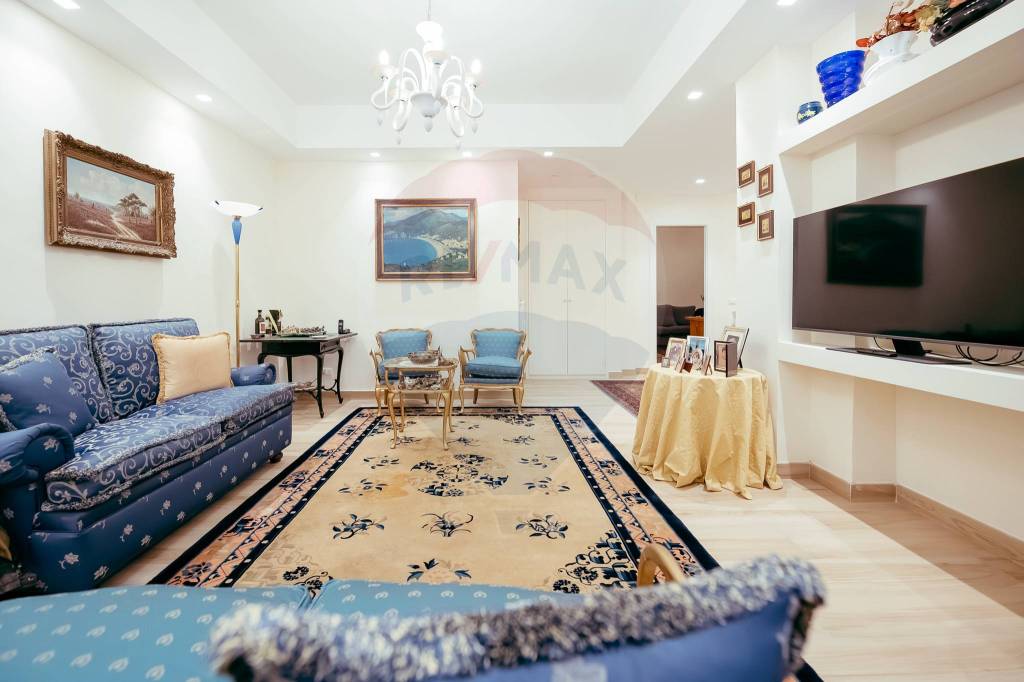 appartamento in vendita a Roma in zona Della Vittoria