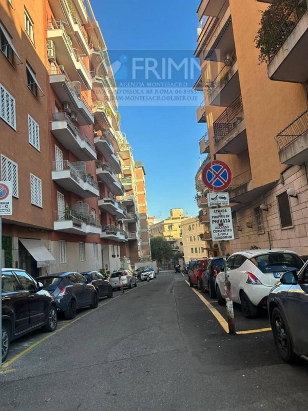 negozio in vendita a Roma in zona Trieste