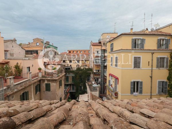 appartamento in vendita a Roma in zona Campo Marzio