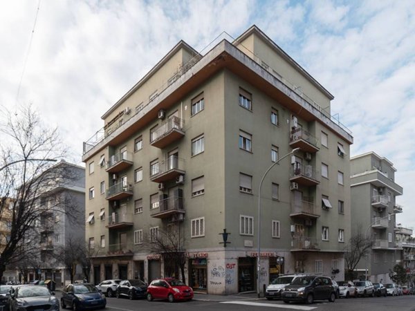 appartamento in vendita a Roma in zona Gianicolense