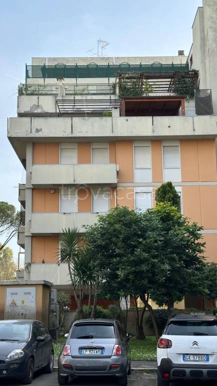 appartamento in vendita a Roma in zona Collatino