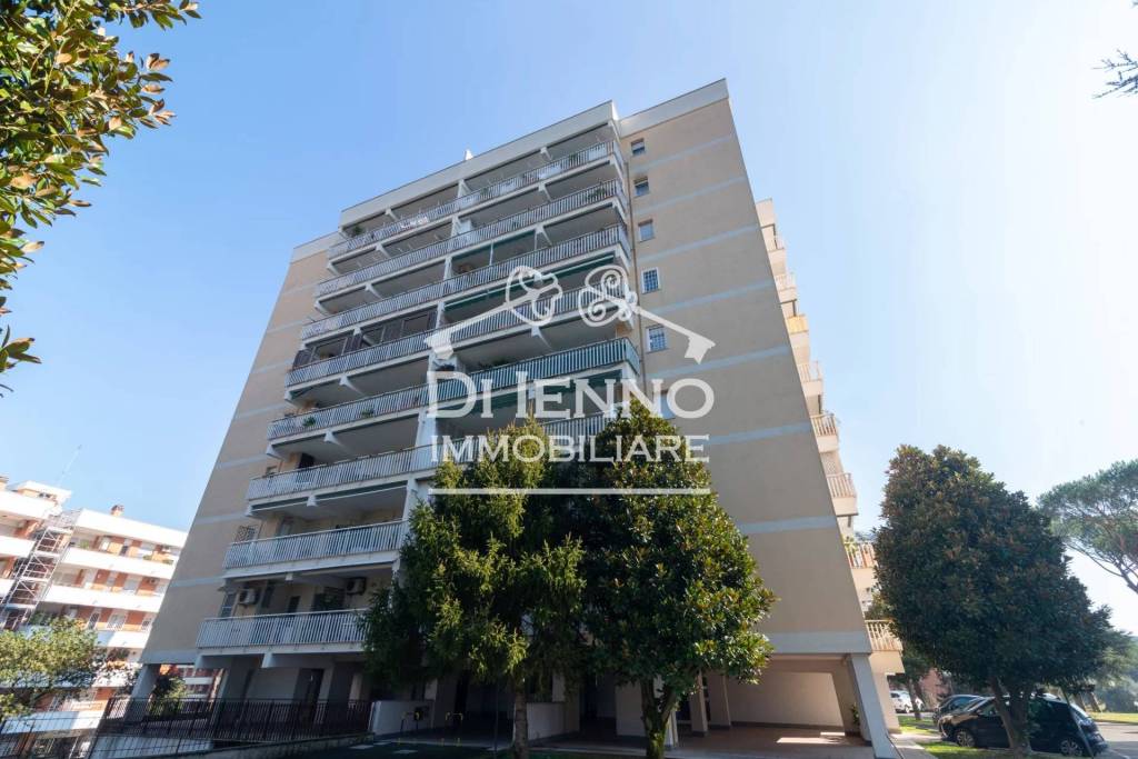 appartamento in vendita a Roma in zona Labaro