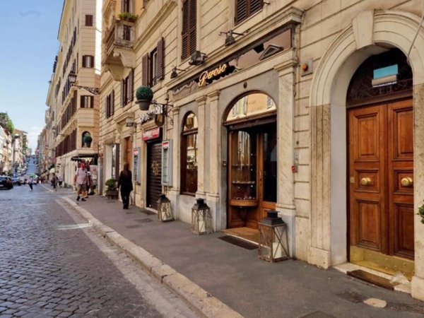 negozio in vendita a Roma in zona Centro Storico