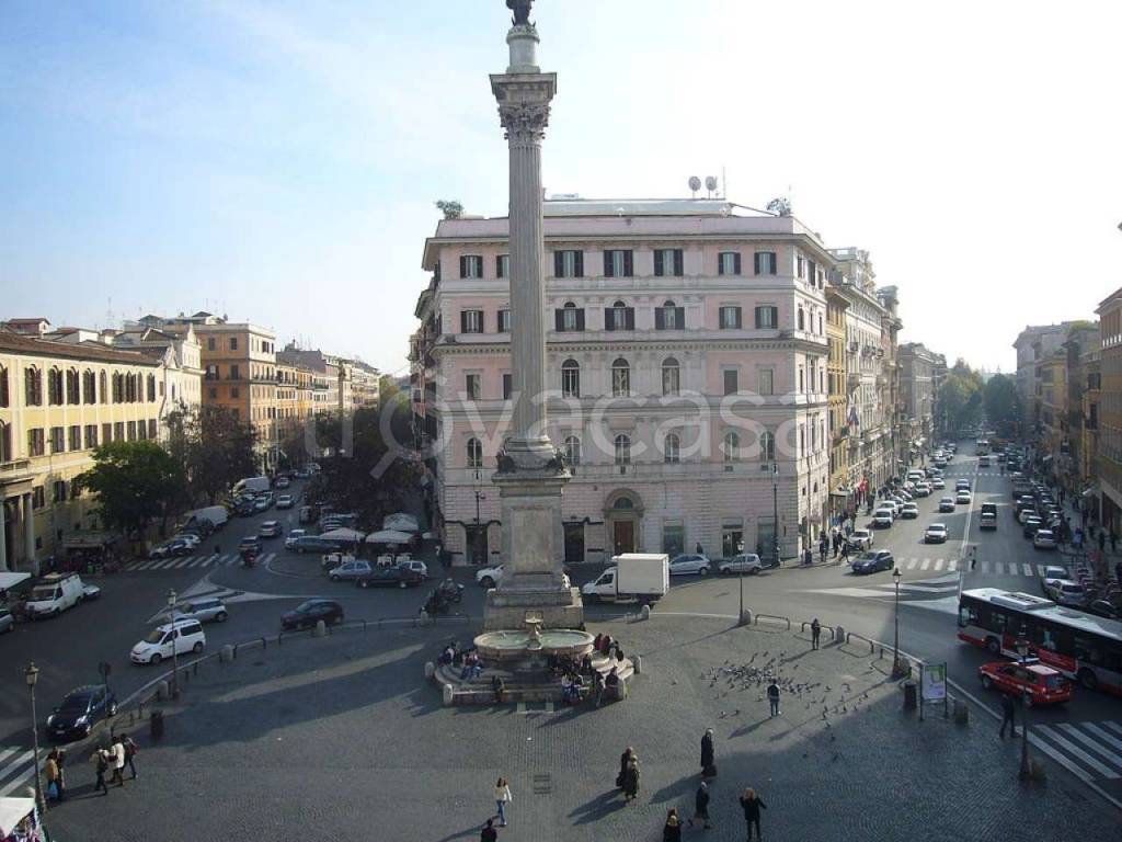 negozio in vendita a Roma in zona Castro Pretorio