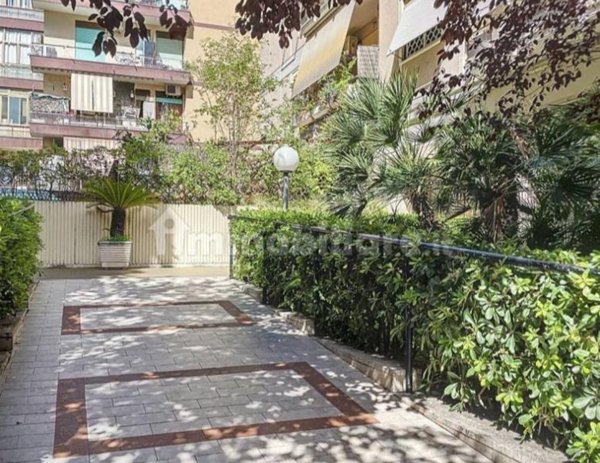 appartamento in vendita a Roma in zona Ostia