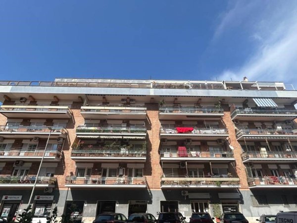 appartamento in vendita a Roma in zona Ostia