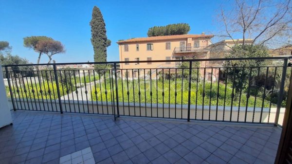casa indipendente in vendita a Roma in zona Colle del Sole
