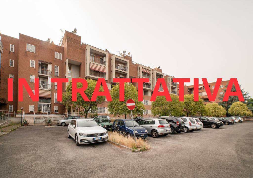 appartamento in vendita a Roma in zona Casal Monastero