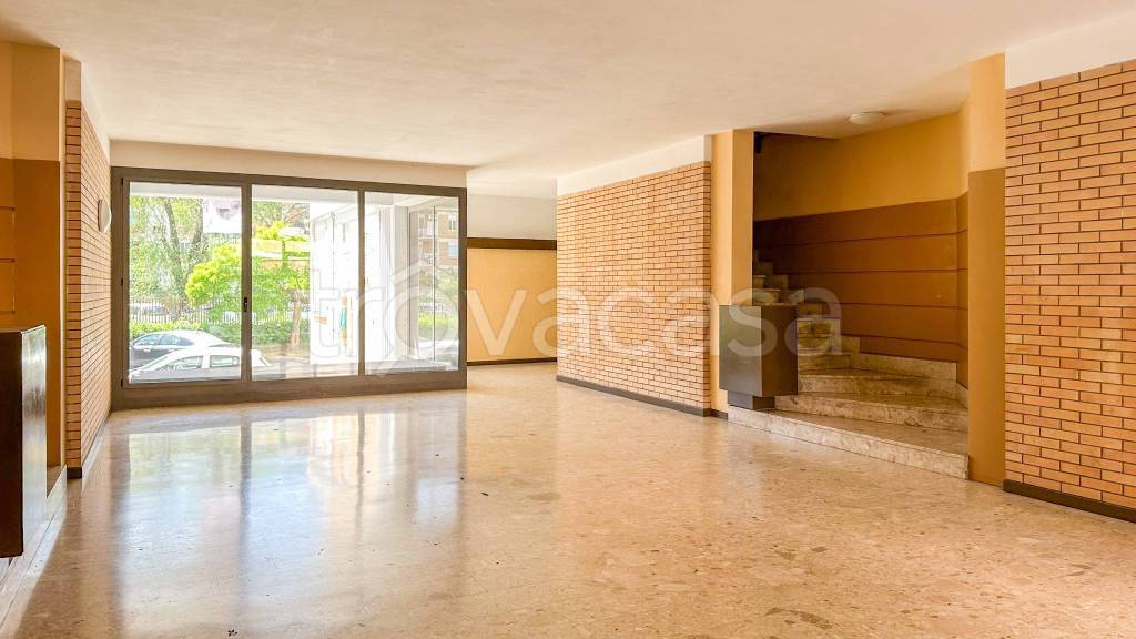 appartamento in vendita a Roma in zona Ostia