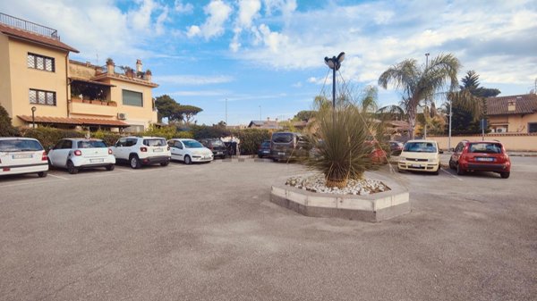 appartamento in vendita a Roma in zona Infernetto