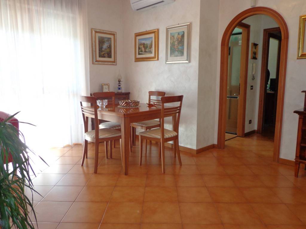 appartamento in vendita a Roma in zona Portuense