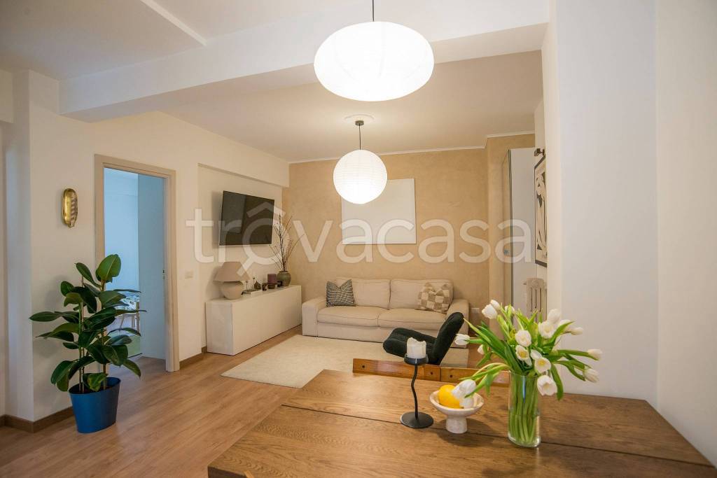 appartamento in vendita a Roma in zona Don Bosco