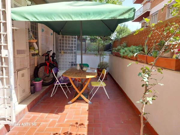 appartamento in vendita a Roma in zona Ostia